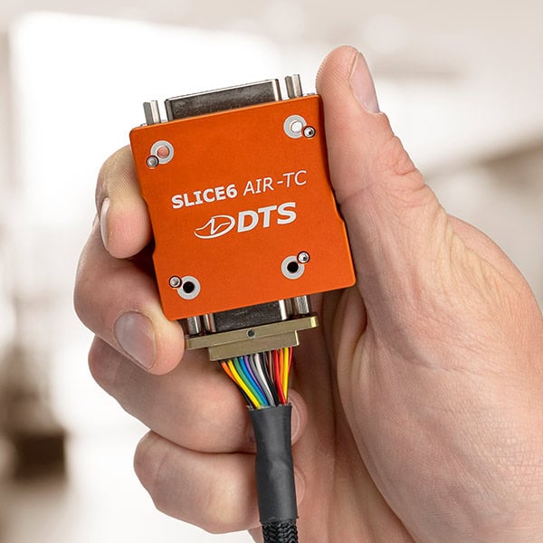 slice6 air tc product photo inhand